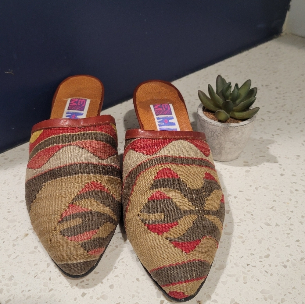 Kilim Wool Colorful Southwest Patterned Women's Slip-On Mules Shoes | Size 8